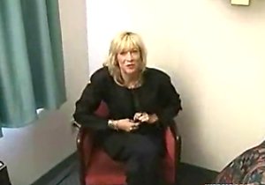 Exploitative fucking session with a horny mom