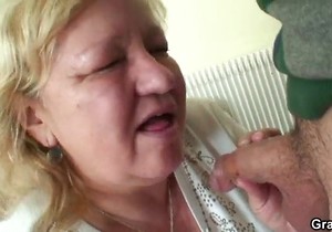 Blond-haired chick gets freaky for the camera